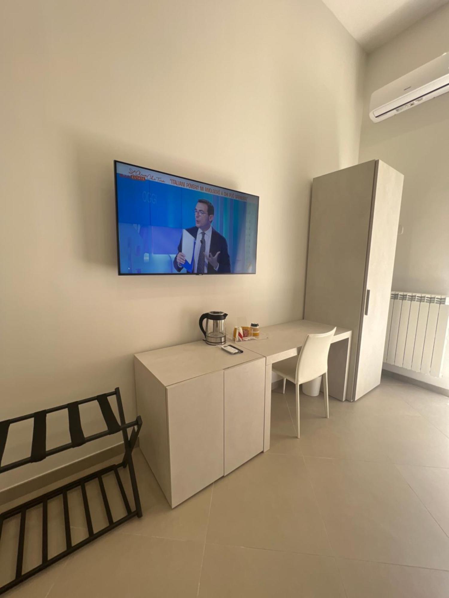Dimora Chiaia 209 Hotel Naples Exterior photo