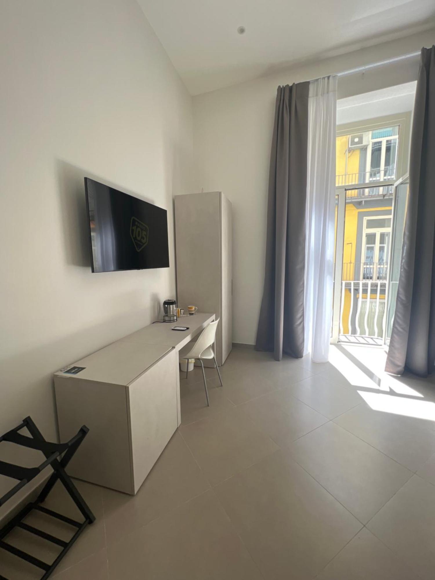 Dimora Chiaia 209 Hotel Naples Exterior photo